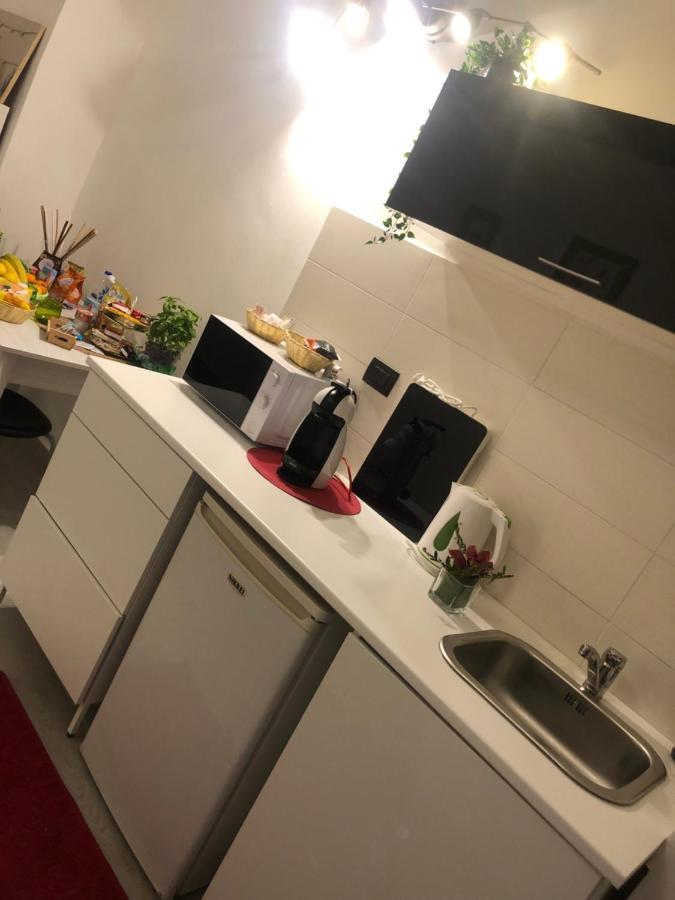 Casa Vacanza Nina 17 Aeroporto di Catania Fontana Rossa Esterno foto