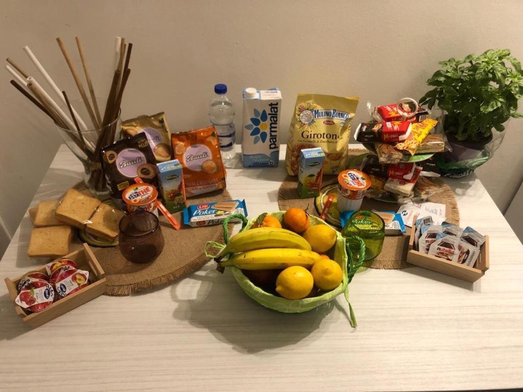 Casa Vacanza Nina 17 Aeroporto di Catania Fontana Rossa Esterno foto